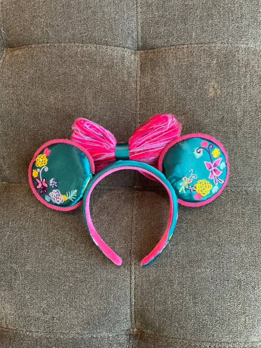 EUC Disney Parks Encanto Minnie Mouse Ears Headband